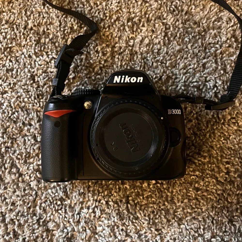 Nikon Black DSLR Camera Set with Accessories